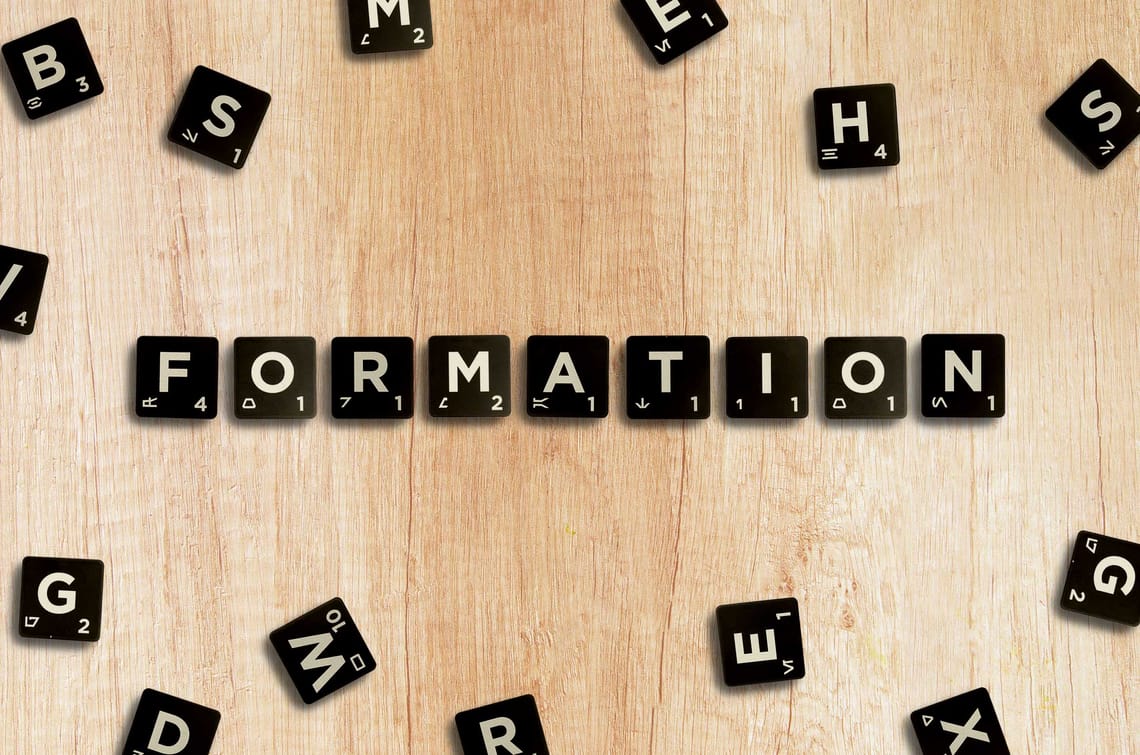 Self-paced learning on HR topics